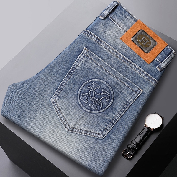 ブランドジーンズ背面デザイン